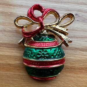 Vintage Festive Ornament Brooch with Bow AAI